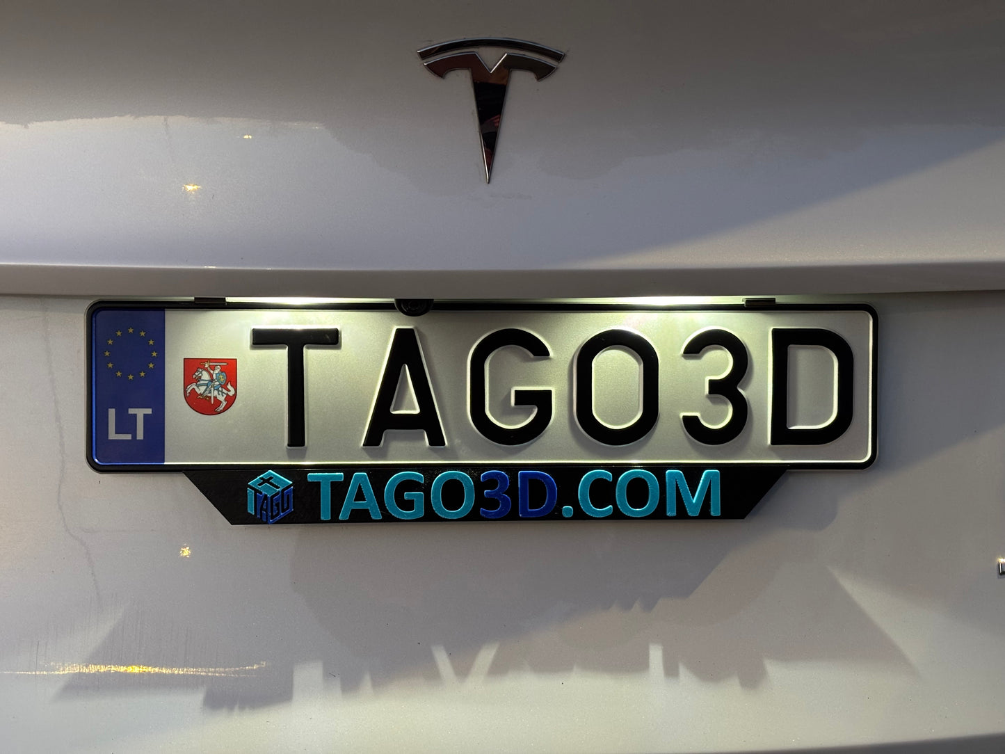 Tago valstybinių numerių rėmelis